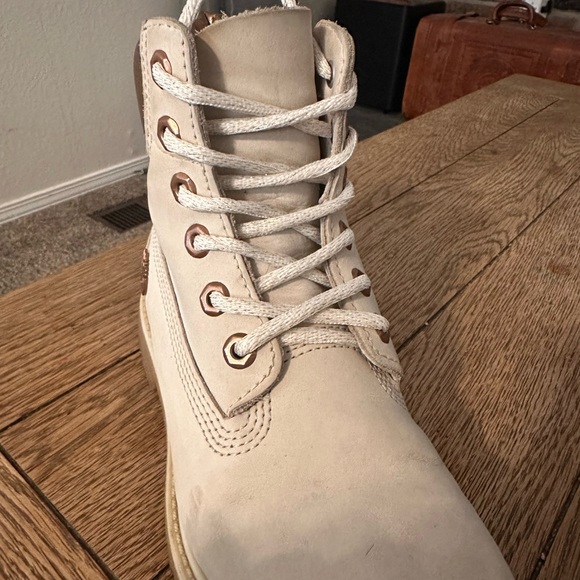 Timberlands boots - Picture 2 of 9